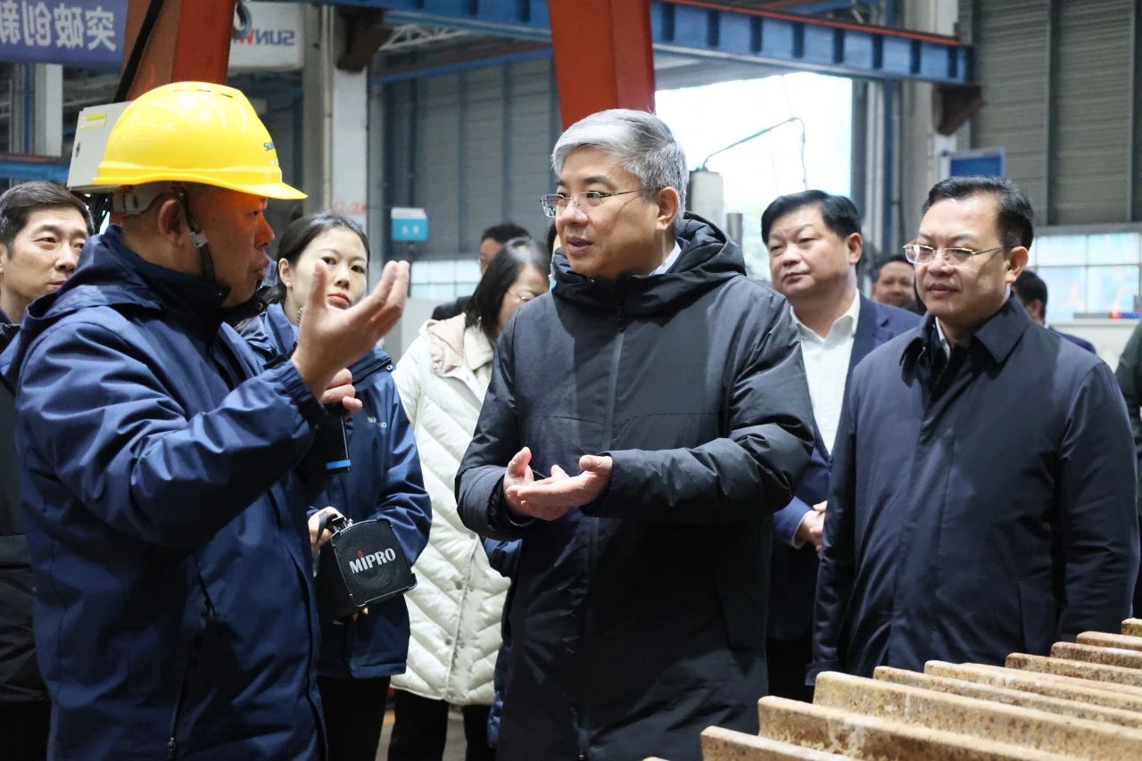 商务部部长助理唐文弘调研糖果派对官网智能