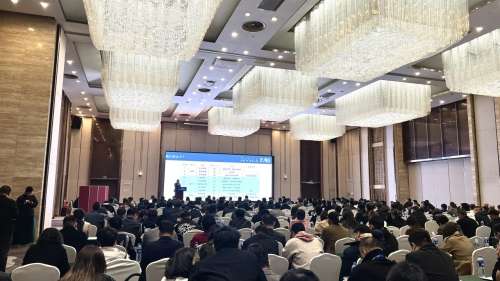 �ǹ��ɶԹ���-׷�󿵽�,����һ������