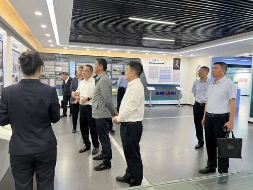 �ǹ��ɶԹ���-׷�󿵽�,����һ������