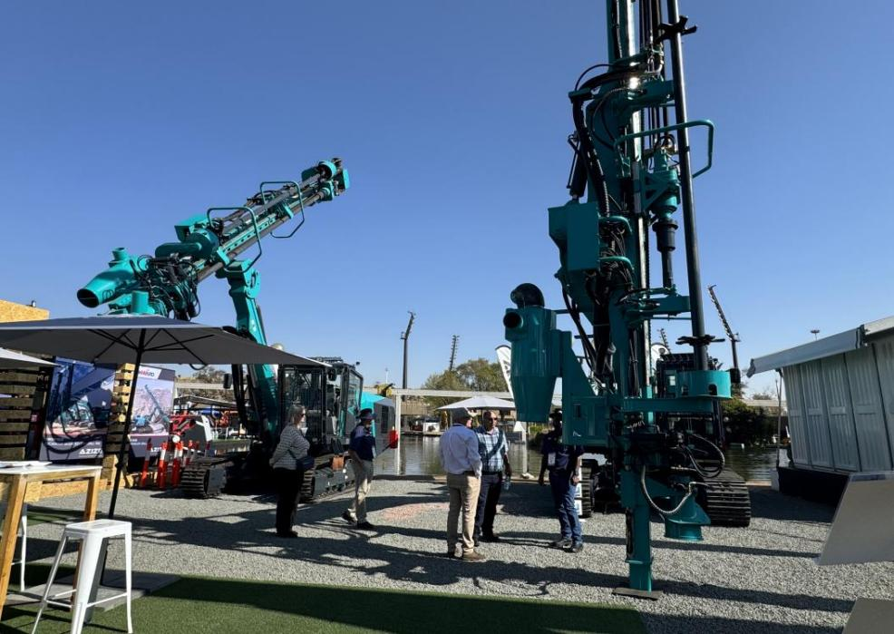 ��Խɽ��������Զ�����ǹ��ɶԹ������������Ϸ�����ҵչ��