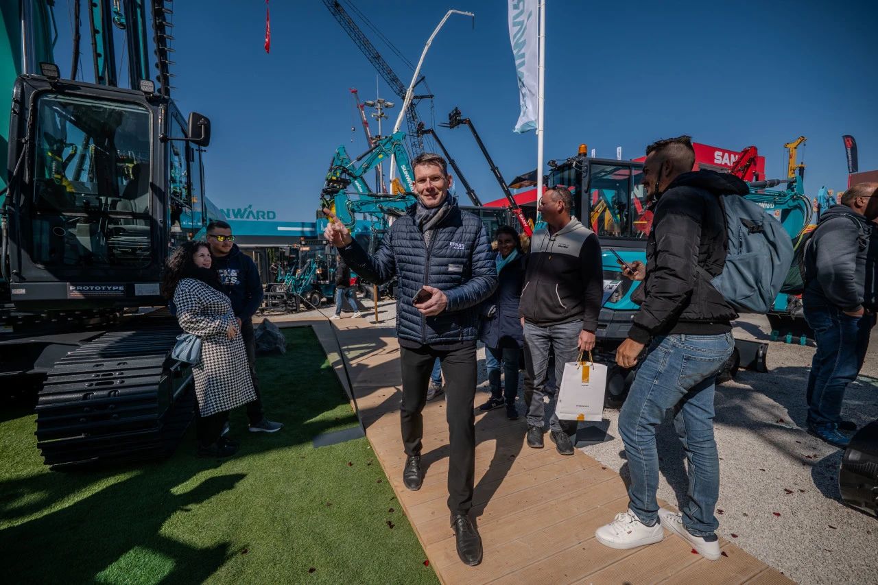 ÌǹûÅɶԹÙÍøÖÇÄܶʳ¤¸¶Ïò¶«£ºÒÔÂÌÉ«ÖÇÔìÓëÈ«ÇòÕ½ÂÔ½âËøÖйú¹¤³Ì»úеµÄ½ø½×ÃÜÂë