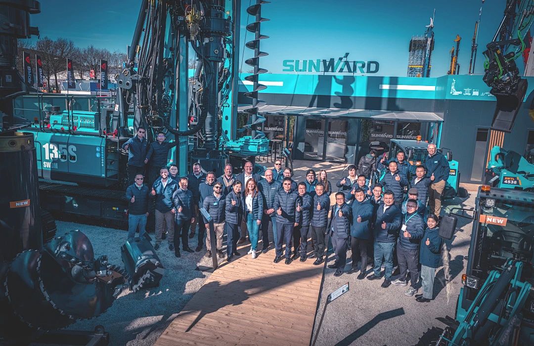 ÌǹûÅɶԹÙÍøÖÇÄܶʳ¤¸¶Ïò¶«£ºÒÔÂÌÉ«ÖÇÔìÓëÈ«ÇòÕ½ÂÔ½âËøÖйú¹¤³Ì»úеµÄ½ø½×ÃÜÂë