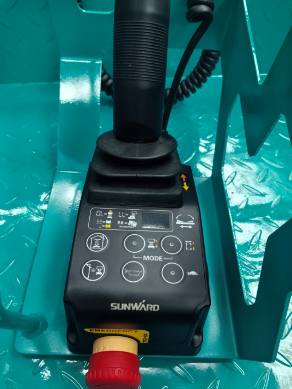 �ǹ��ɶԹ������ܵ綯Һ������ϵ�в�Ʒ��ȫ������Ϊ�ͻ���������ֵ