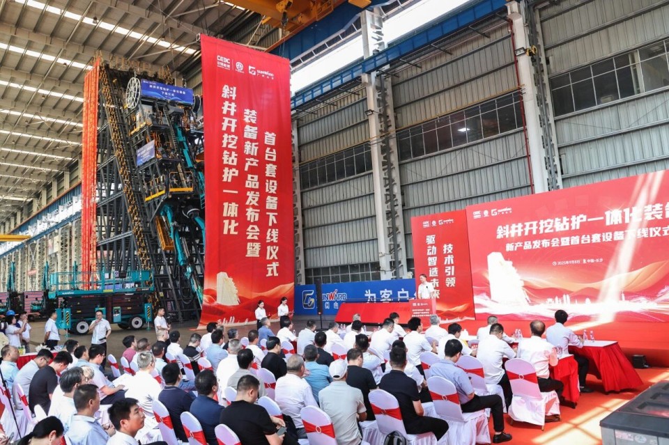 б�������껤һ�廯ױ���ֳ�������ʵ�ֵ��¹���װ���ش�ͻ��