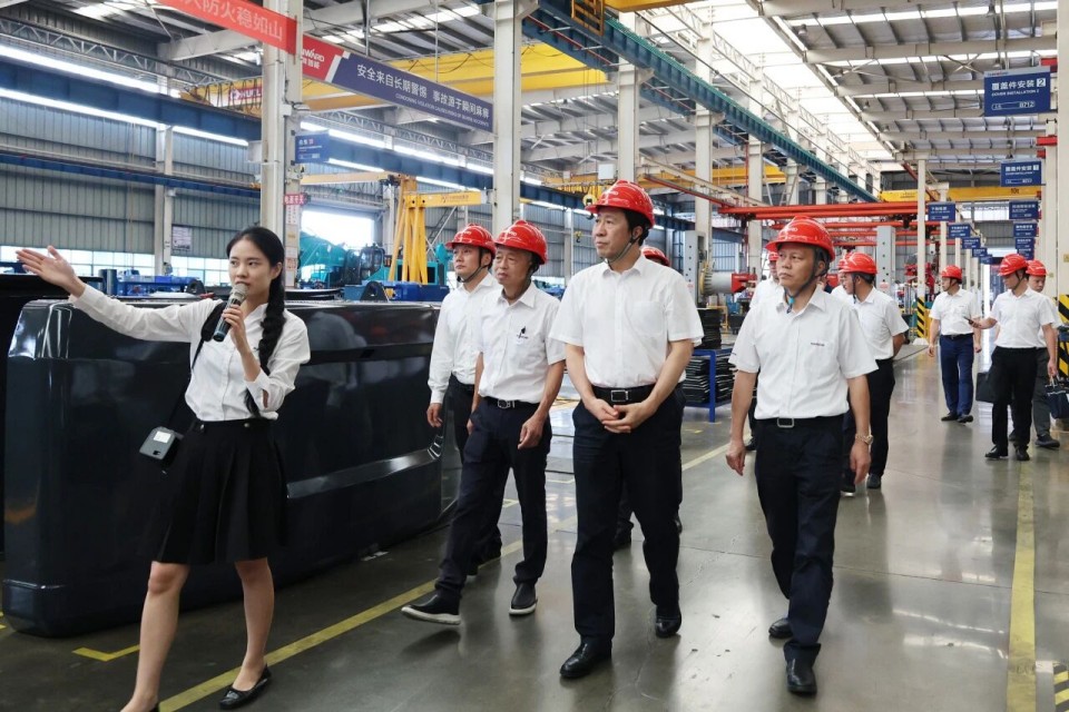 �й�ú̿�����ܾ־ֳ����յ����ǹ��ɶԹ���������ͬı��ɫ���ܿ�ɽװ��������·��