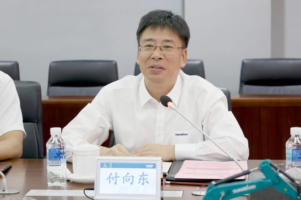 �й�ú̿�����ܾ־ֳ����յ����ǹ��ɶԹ���������ͬı��ɫ���ܿ�ɽװ��������·��