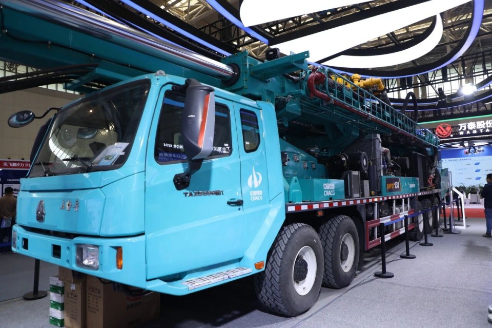 ���ؿ�װ�������������ش�ͻ�ơ����ǹ��ɶԹ��������Ž��й�ú̿�����ܾ�����T138�������