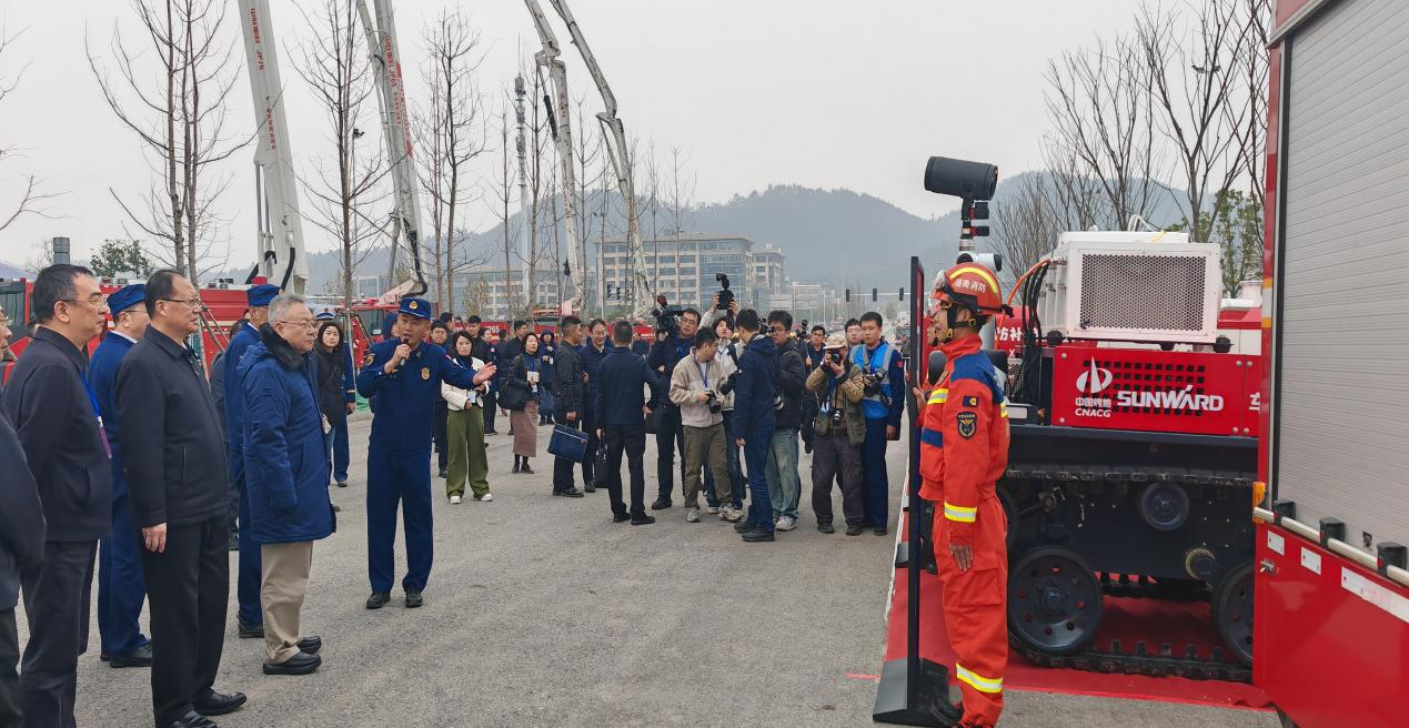 �ǹ��ɶԹ������ܻ���ú�����ܾ��´�лл�ţ�ս�Ժ�����˶����Я�ֹ������³�